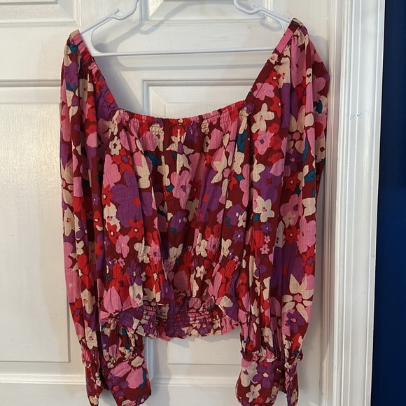 Women’s Free People Ariana Printed Top in Party Combo Size Large - Picture 8 of 9